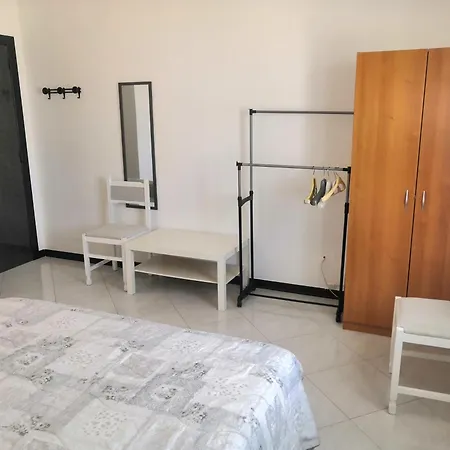 Al Parco Del Castello Ampio アパート *